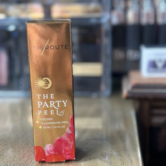 🆕 THE ROUTE The Party Peel - At-Home Chemical Peel 1.0 oz. NIB - Picture 2 of 2